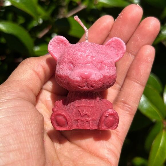 Handmade Bear candle - Picture 1 of 6